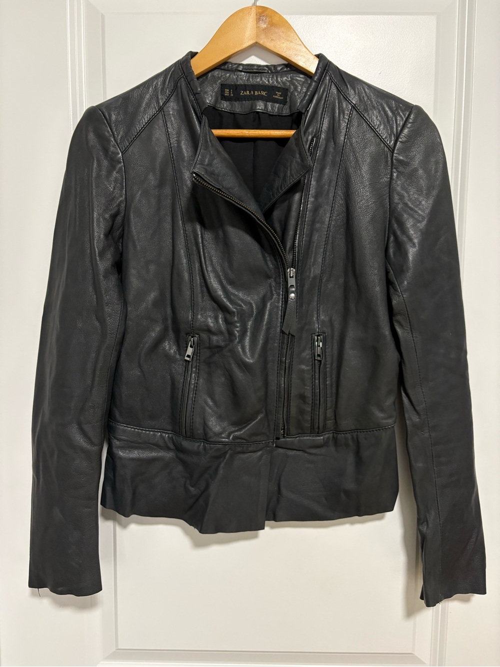 Zara 100% Sheep Leather Black Moto Jacket with Zip Pockets